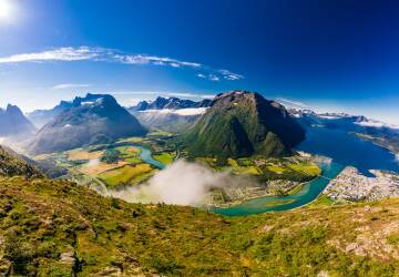 Eco-Friendly Practices to Preserve Norway’s Natural Beauty